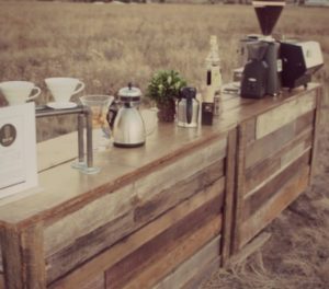6 elementi fondamentali per ristrutturare il bancone di un bar ... Banconi da bar