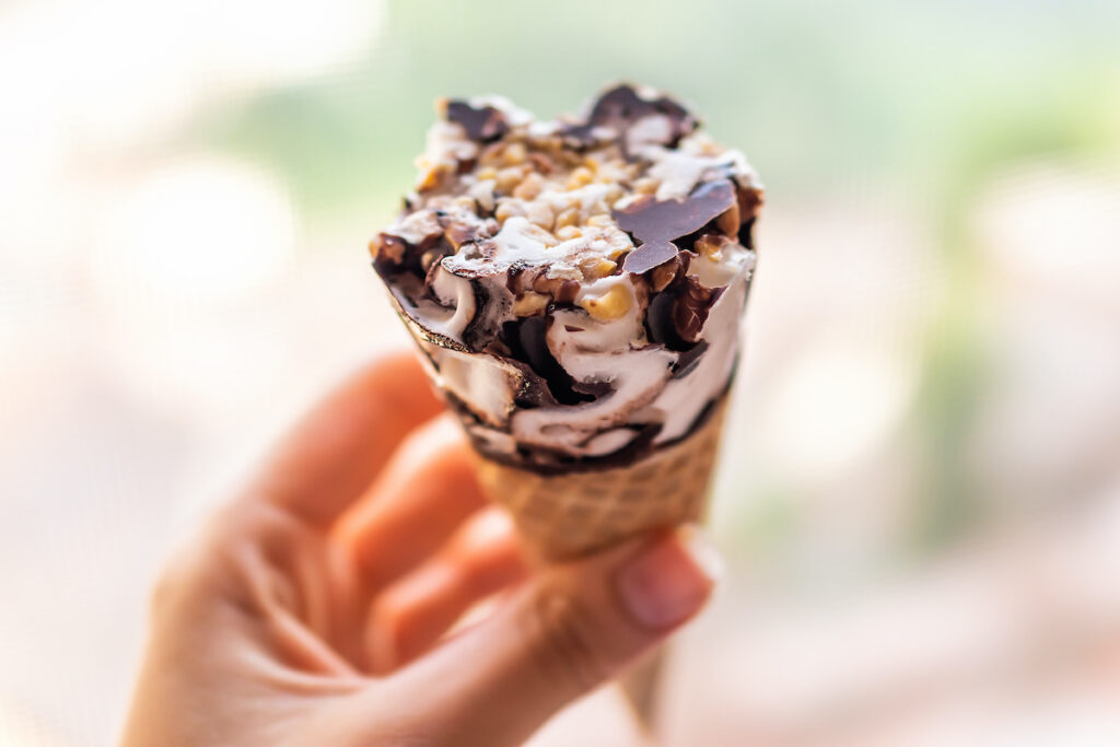Scegli il fornitore di gelati adatto al tuo locale. Cerca anche tra le ditte minori.