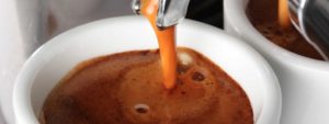Per rilanciare la caffetteria nel nostro bar il vero caffè napoletano potrebbe essere una gran bella idea!